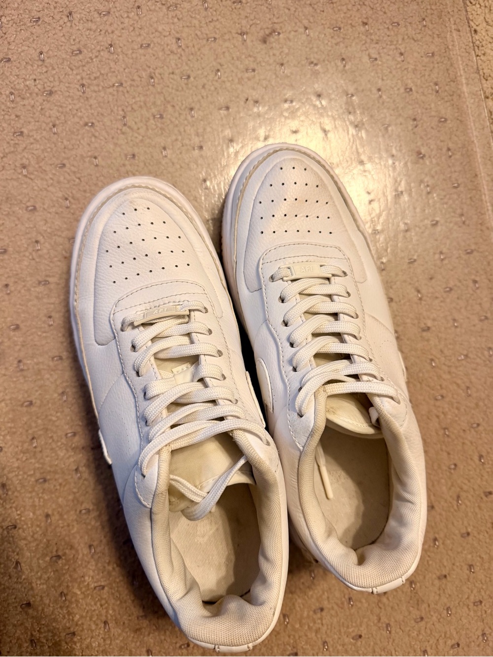 Nike White Women's Low-Top Sneakers